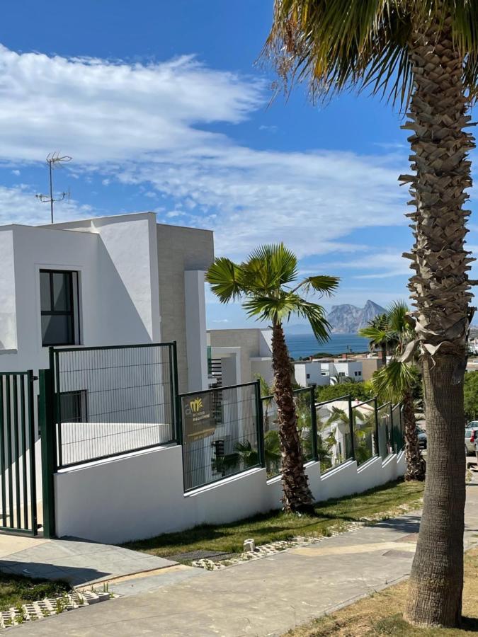 Modern Duplex In Alcaidesa Links II Apartment Luaran gambar